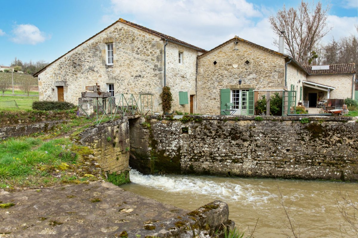 Le Moulin du Grand Puy (production de farine et visite) – Blaye Bourg  Terres d'Estuaire